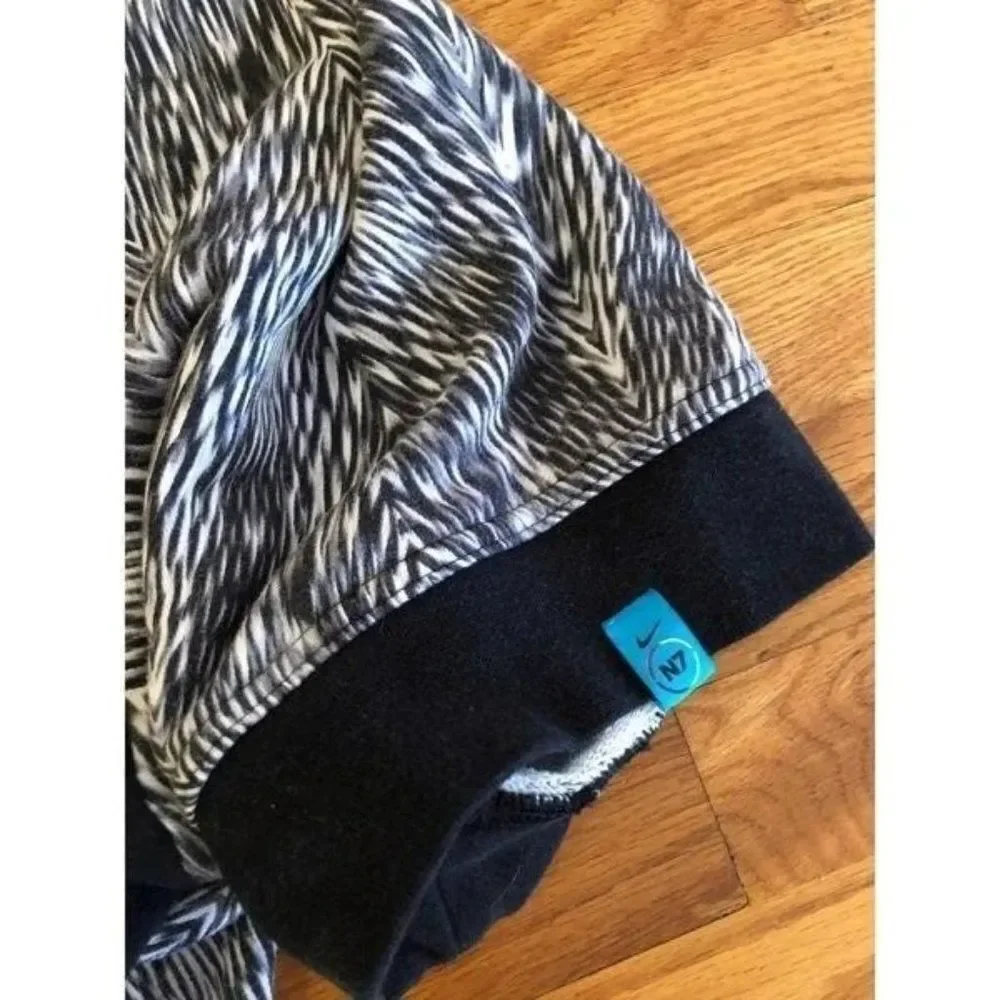 Nike sportswear N7 poncho hoodie. Large